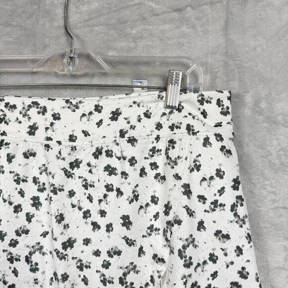 Nike Dri-FIT White Floral Skort Women’s Size XL Built-In Shorts Tennis Golf Gym - Picture 4 of 9
